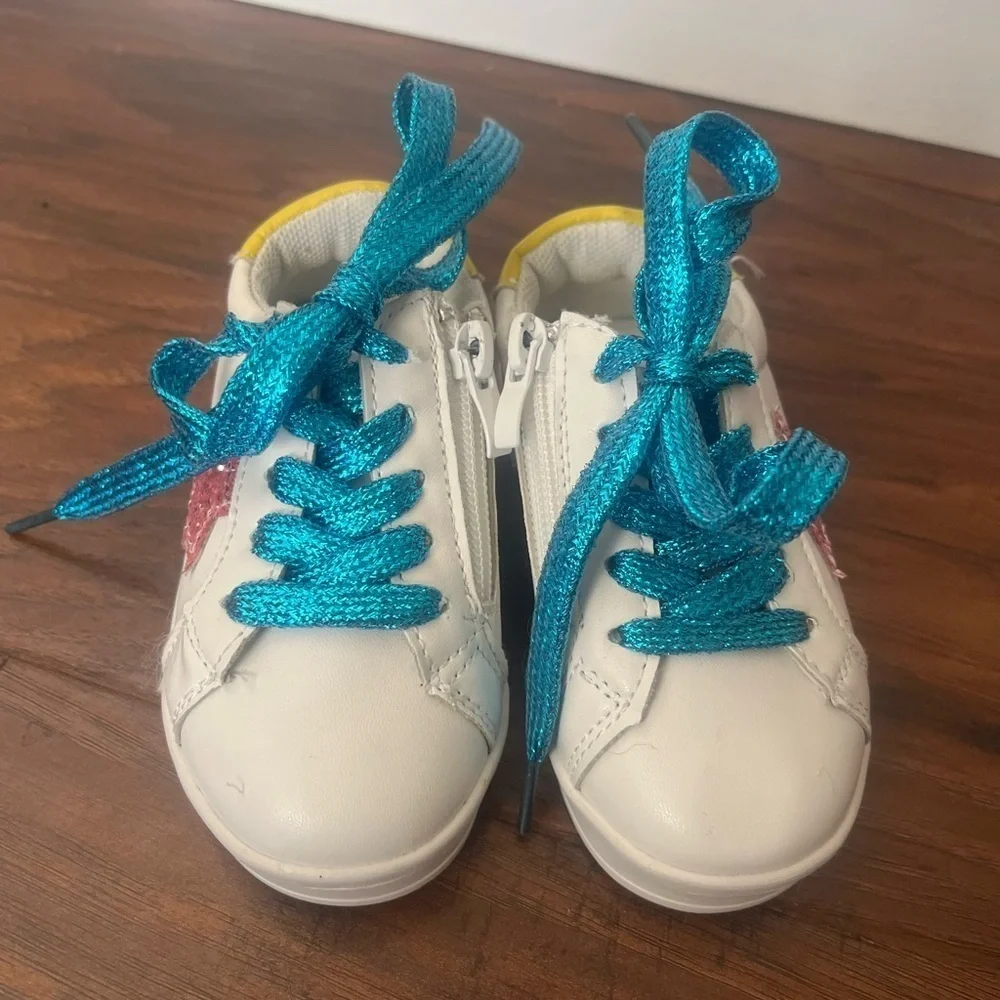 NWOT Lola + The Boys Pink Star sneakers with Blue Laces- Toddler size 5.5